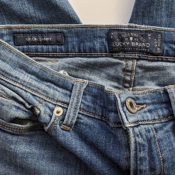 Lucky Brand Brooke Skinny Jeans Torn Distressed Denim Size 4/27 - Picture 4 of 12